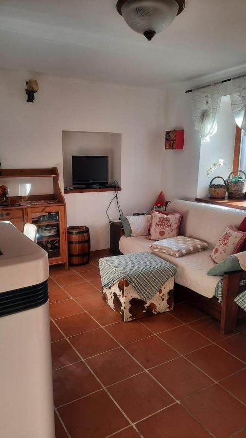 Casa Indipendente Val D'Ayas - Challand Saint Anselme Eksteriør billede